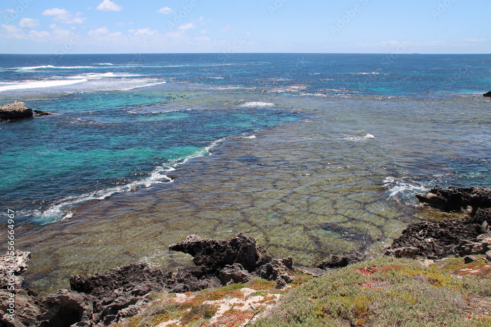 indian ocean at cathedral rocks at rottnest island in australia indian ocean at cathedral rocks at rottnest island in australia