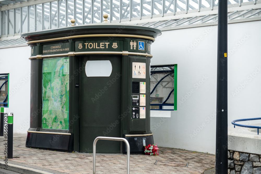 Naklejka premium station