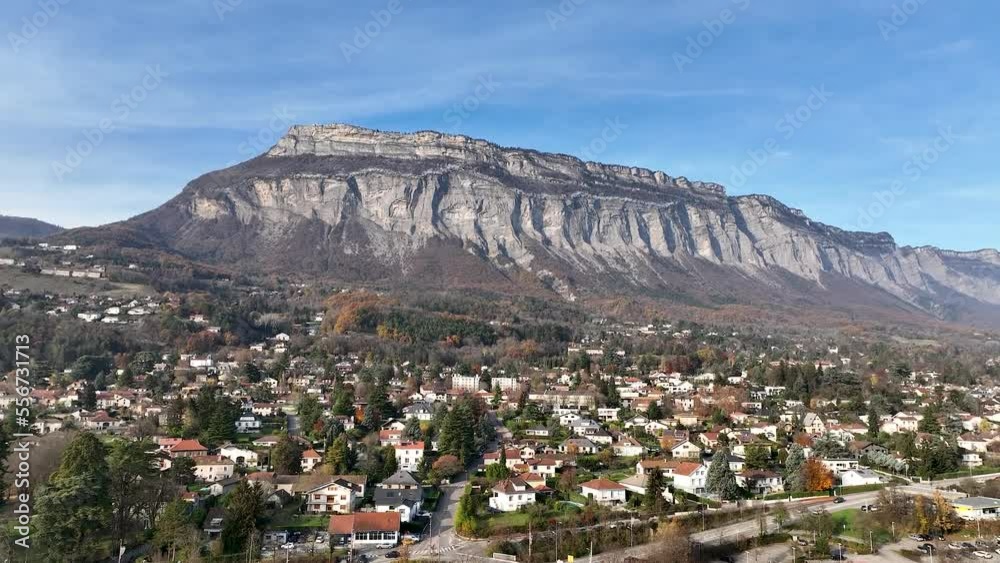 Ville de Meylan sur les pieds de la Chartreuse