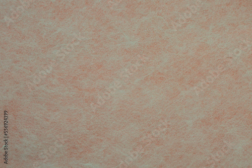 붉은 종이 위의 얇은 흰 종이 배경