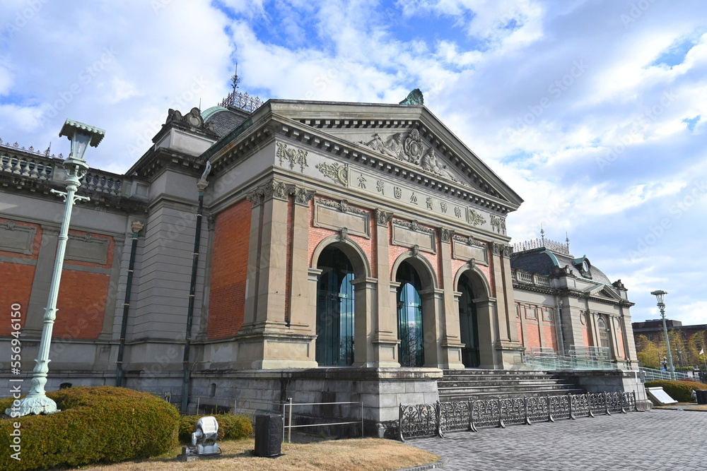 美しい様式の京都国立博物館の明治古都館
