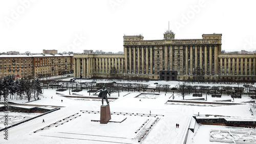 foto aérea de drone do Inverno em São Petersburgo na Russia photo