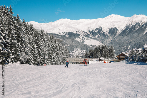 ski in Courchevel