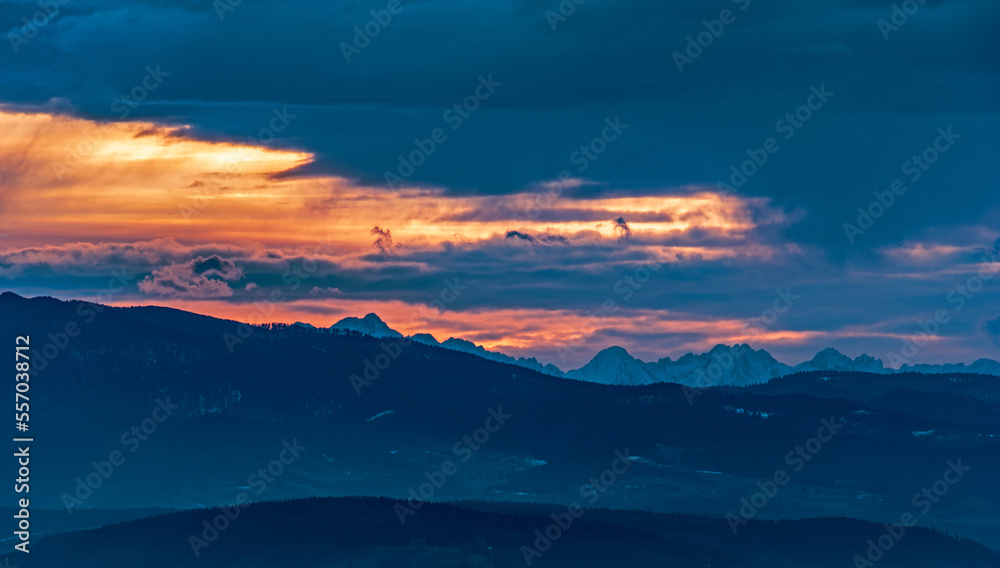 fiery sky over the Tatra Mountains - obrazy, fototapety, plakaty 
