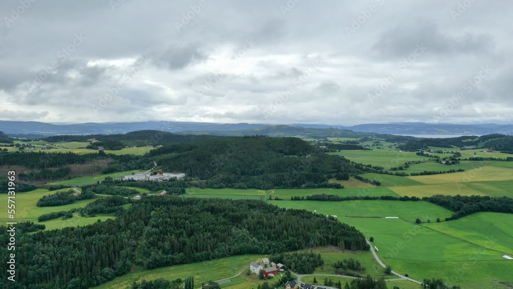 survol du fjord de Trondheim et Château de Steinvikholm (Trondheimsfjord)