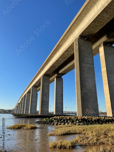 фотографія Owell Bridge in the sun