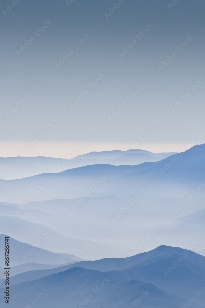 Fototapeta premium mountains and clouds