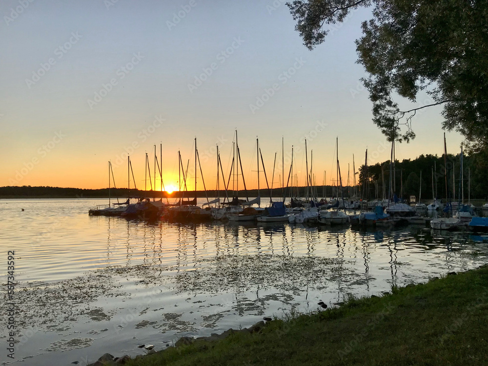 Obraz premium Sonnenuntergang am Selgelhafen