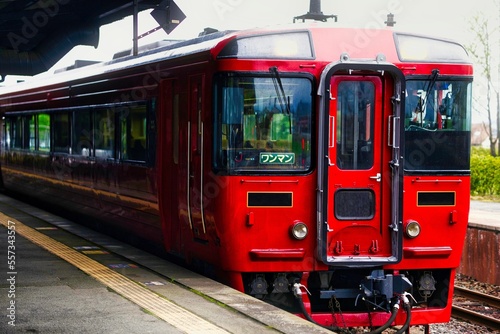 赤い電車