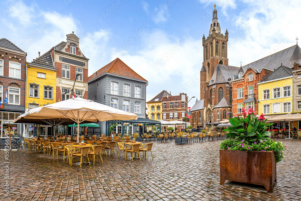 Roermond, Holland, Marktplatz am Rathaus