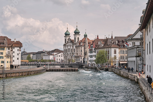 Vista di Lucerna e del fiume Reuss. photo