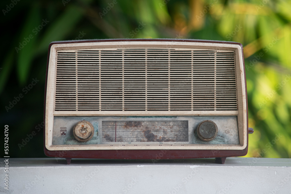 Fototapeta premium Retro Rusted Radio