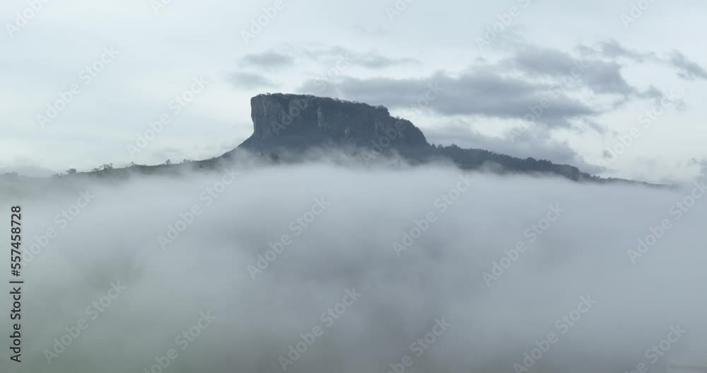 APPENNINO TOSCO EMILIANO | PIETRA DI BISMANTOVA APPENNINO TOSCO EMILIANO | PIETRA DI BISMANTOVA