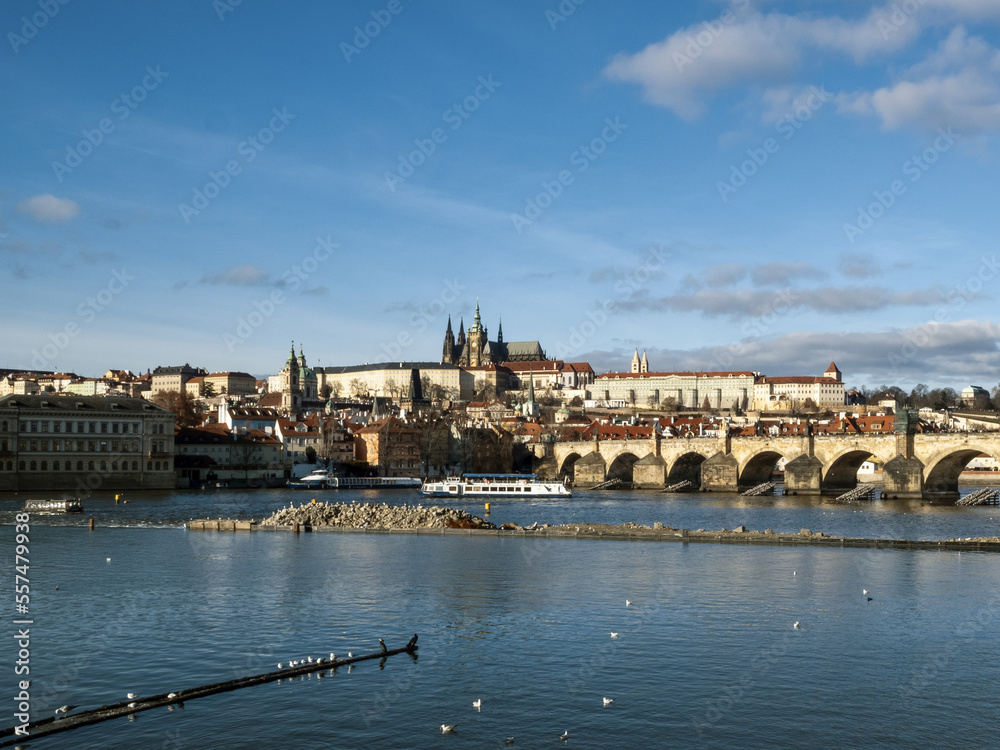 Obraz premium charles bridge and castle