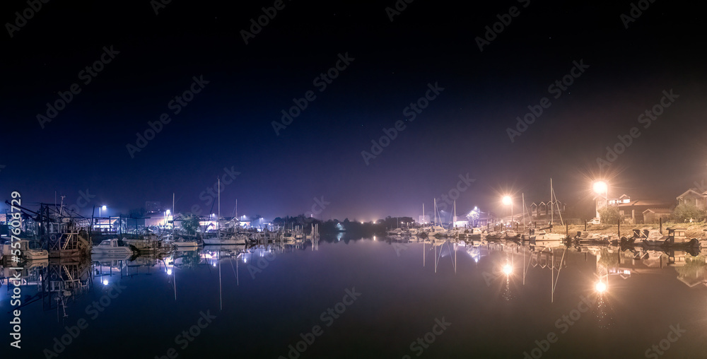 Le port de Teste de Bush la nuit