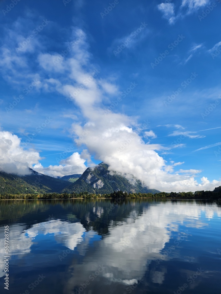 Lake Thun scenic view