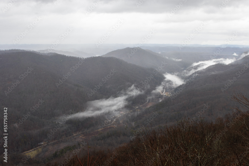 Morning Fog in Mountain Valley Morning Fog in Mountain Valley