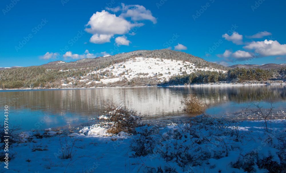 Petelinje Lake (Petelinjsko Jezero) is one of the Pivka intermittent lakes (Pivška jezera) – a hydrologic phenomena in western Slovenia