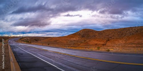 Принти на полотні Dramatic stormy cloudscape over the road in the desert valley in Bullhead, in Bu