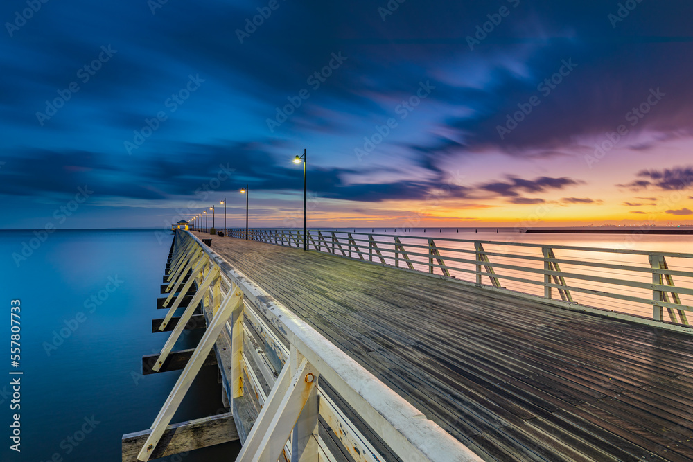 Fototapeta premium Sunrise Shorncliffe Pier, QLD