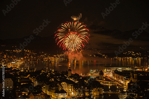 Neujahrsfeuerwerk, 1. Januar, Luzern, Schweiz