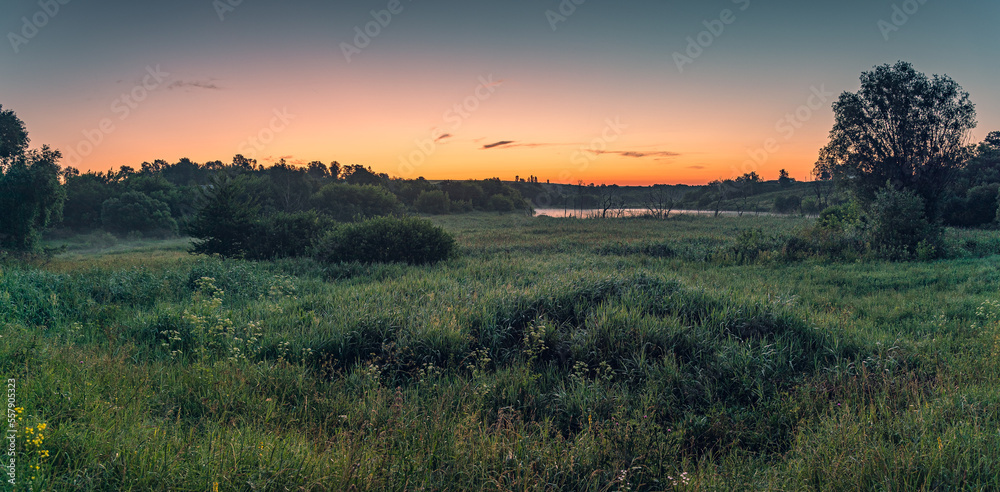 Fototapeta premium Sunrise on river