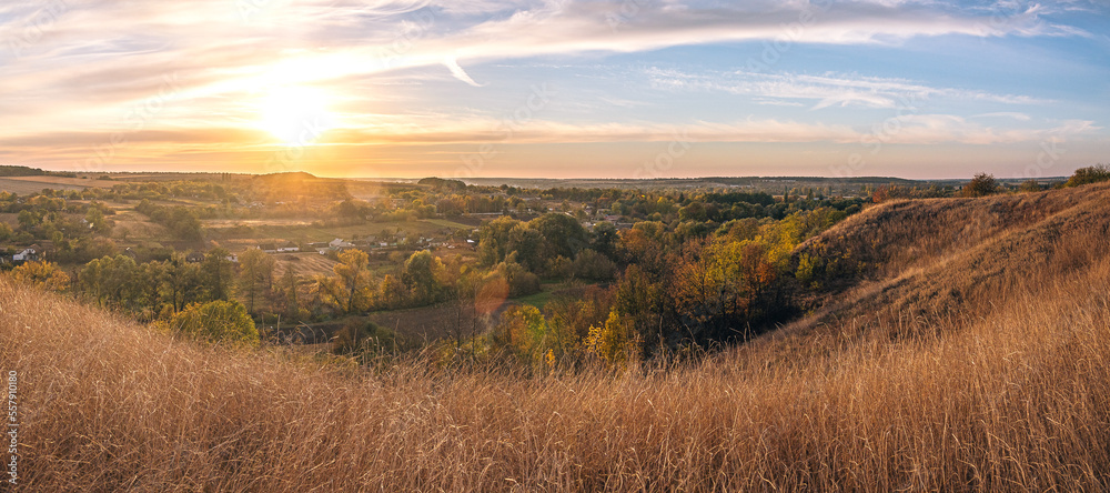 Fototapeta premium Autumn sunset