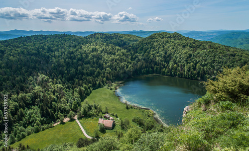 Lac d'Antre à Villards-d'Héria, Jura, France