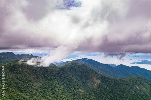 Serra da Bocaina National Park. Pedra da Macela site and several trails for travelers. © Paulo