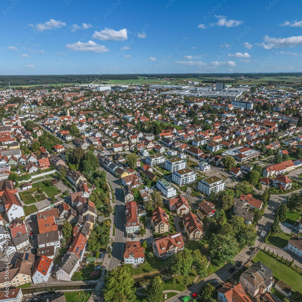Mindelheim im Unterallgäu - Blick über die südliche Stadt ins Mindeltal