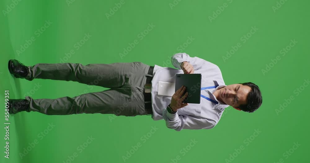 Full Body Of Asian Business Man Using Tablet On Green Screen Background In The Studio
Full Body Of Asian Business Man Using Tablet On Green Screen Background In The Studio