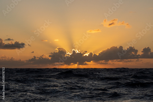 Couché de soleil dans les iles vierges britanniques, caraïbes