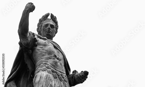 Foto Antique statue of Roman dictator, politician, historian and military general Gaius Julius Caesar