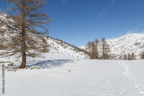 Vallée de la Clarée dans les Hautes-Alpes en hiver © Lina Taravella