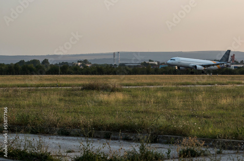 Wallpaper Mural Arriving flight at the airport. Torontodigital.ca