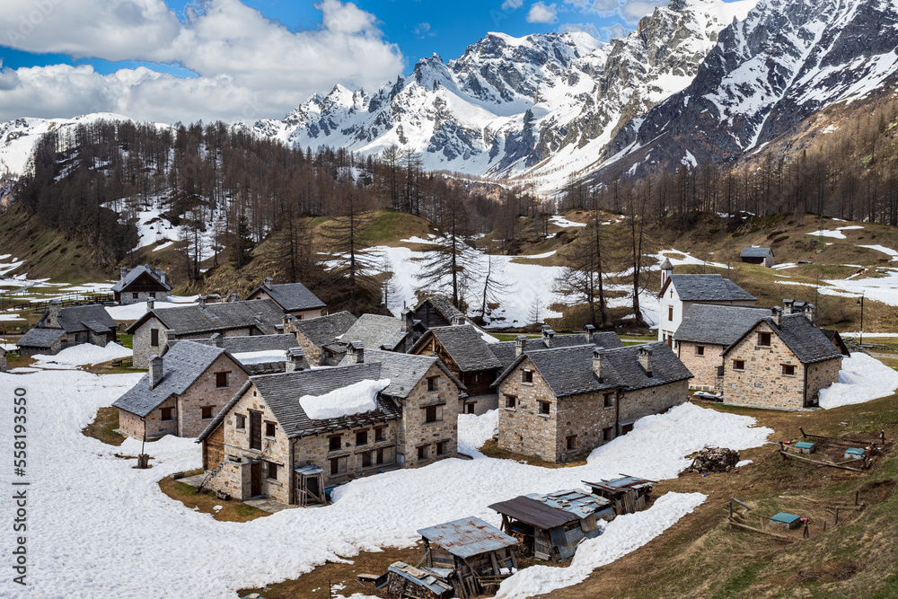 Borgo di Crampiolo, Alpe Devero, in inverno