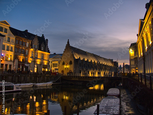 Gand, December 2022: Visit the beautiful city of Gand in Belgium during the festive season   © Dimitri