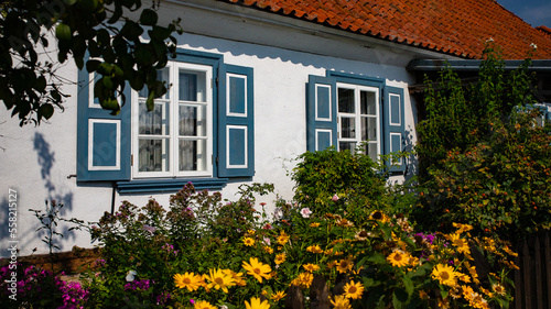 Obraz na płótnie Wooden houses in Podlasie w salonie