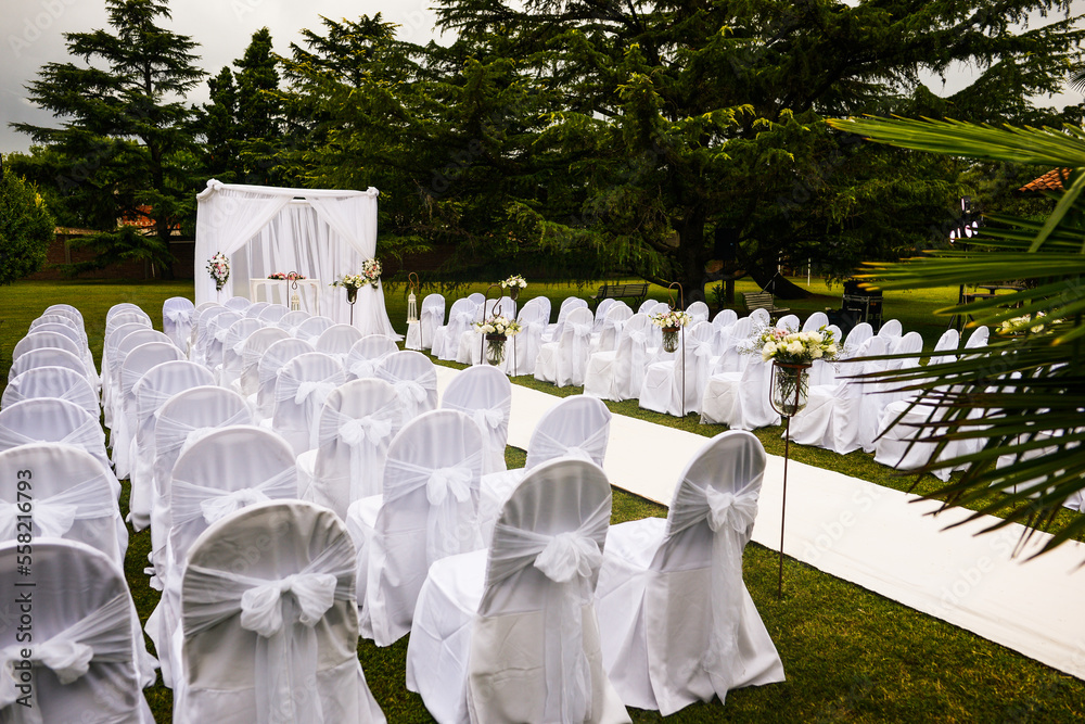 Outdoor Wedding Ceremony Setting Outdoor Wedding Ceremony Setting