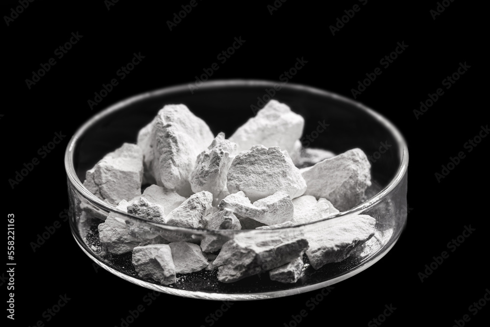 calcium carbonate lumens, used in the treatment of hyperphosphatemia in patients with renal failure or associated with hyperparathyroidism and in hypocalcemic states calcium carbonate lumens, used in the treatment of hyperphosphatemia in patients with renal failure or associated with hyperparathyroidism and in hypocalcemic states