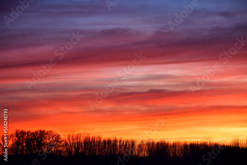 Fototapeta Naklejka Na Ścianę i Meble -  Majestic sunset colors on the sky.