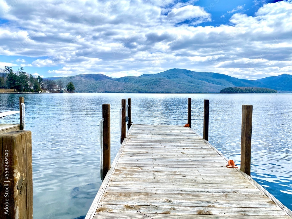Obraz premium Lake George, NY Swimming dock in Bolton Landing, NY on Lake George in the Adirondacks