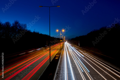 Obraz na płótnie UK, England, Motorway M25 dusk w salonie
