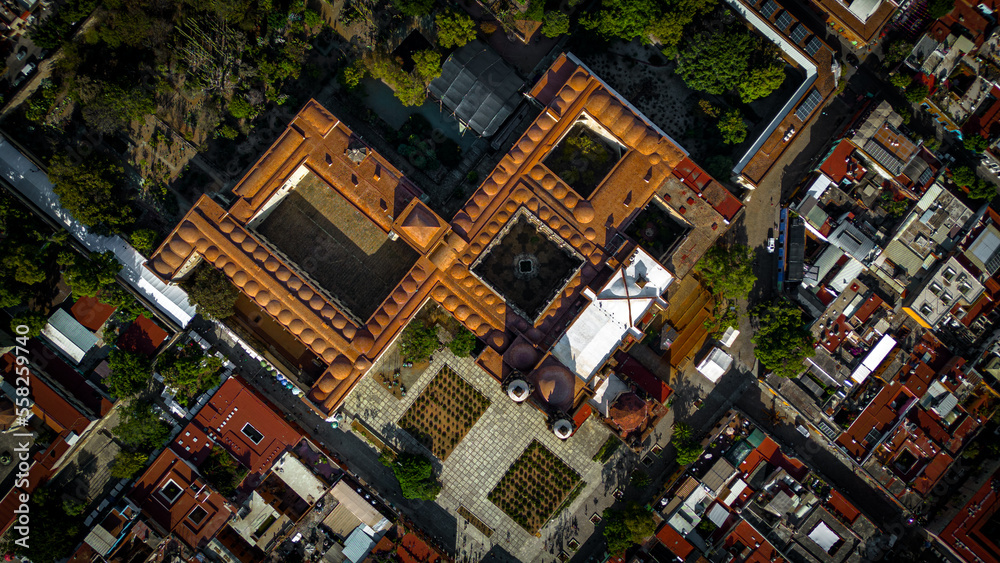 Templo de Santo Domingo de Guzmán en Oaxaca con dron 