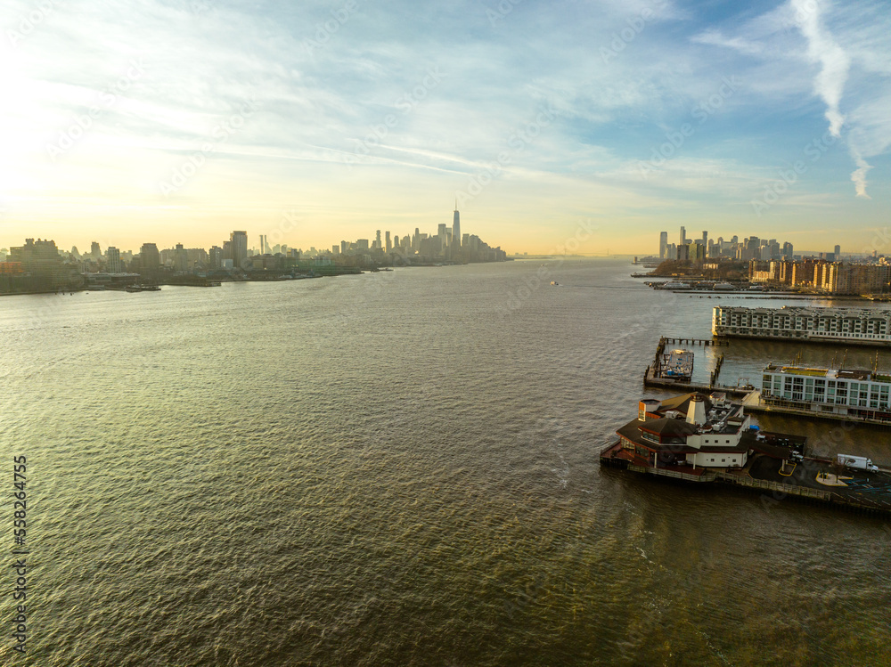 Naklejka premium Aerial Drone Sunrise in Weehawken New Jersey