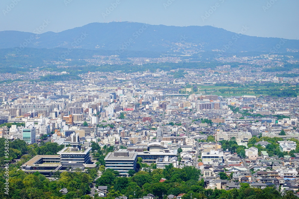 奈良　若草山から市街を見下ろす