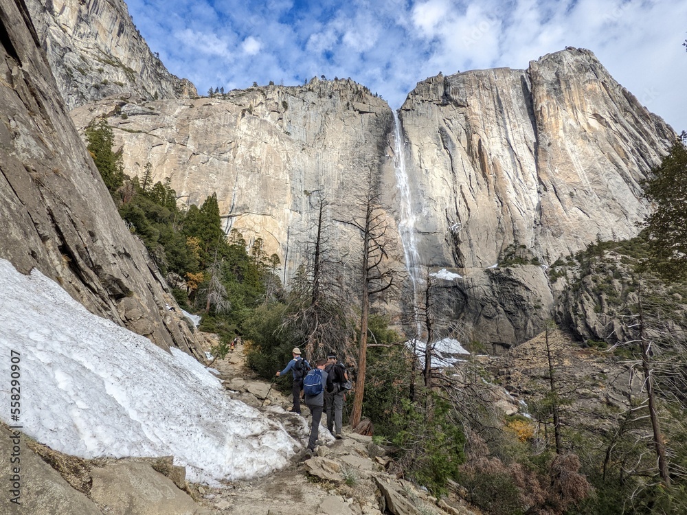 Winter hiking in Upper Yosemite Falls