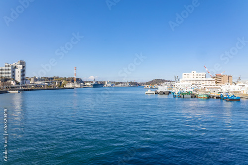 YOKOSUKA 軍港めぐり © Faula Photo Works