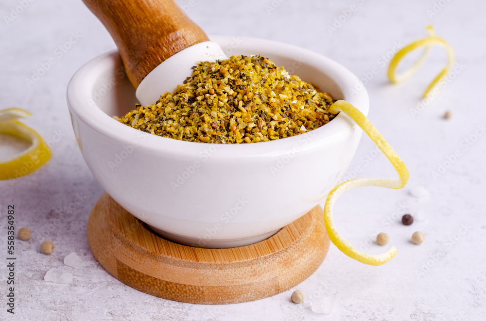 Seasoning lemon pepper