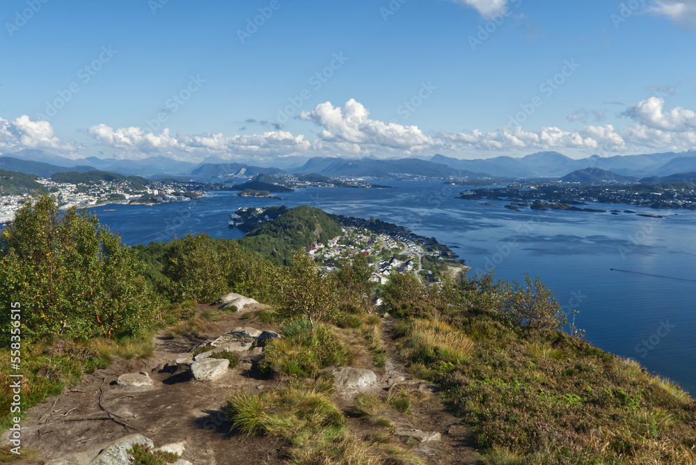 Panoramablick vom Berg Sukkertoppen - Alesund - Norwegen